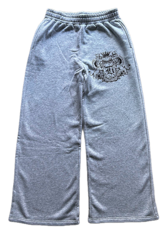WHITE CHAOS SWEATS